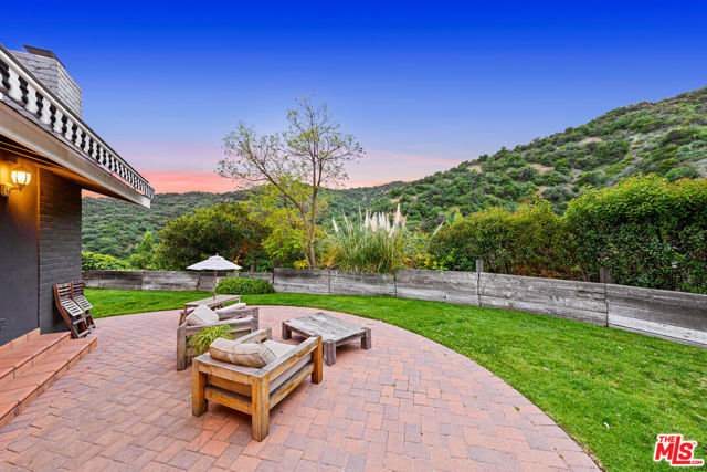 Image 3 for 3940 Mandeville Canyon Rd, Los Angeles, CA 90049