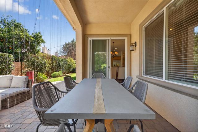 Detail Gallery Image 10 of 42 For 8514 Morningstar Ln, Canoga Park,  CA 91304 - 4 Beds | 4 Baths