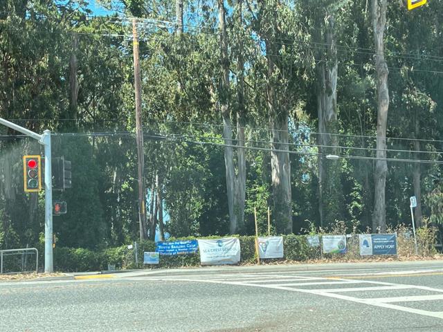 Signal light access to Hwy 1 and coastal trail