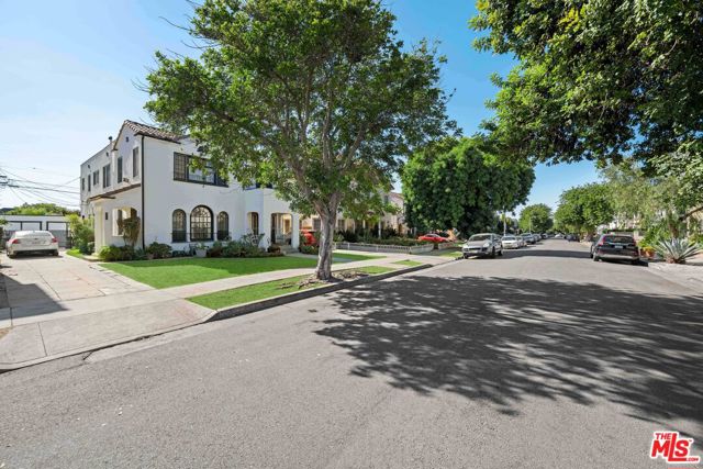 4006 21st Street, Los Angeles, California 90018, ,Multi-Family,For Sale,21st,24414457