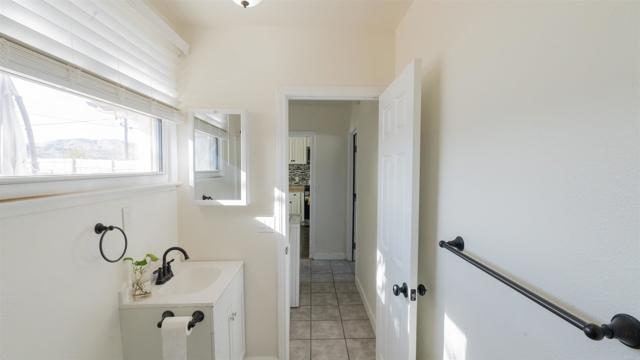 Detail Gallery Image 8 of 15 For 220 E Avenue P2, Palmdale,  CA 93350 - 2 Beds | 2 Baths