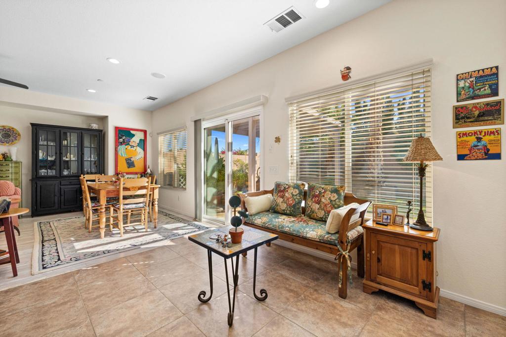 MLS #219137819DA image #13