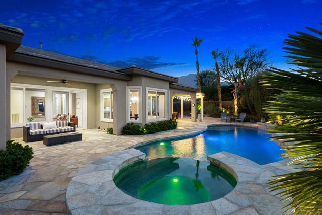 81196 Victoria Lane, La Quinta CA: https://media.crmls.org/mediaz/7f2fd78f-31a9-4b87-a42a-0f50369233db.jpg