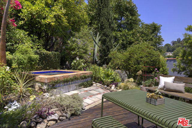 2961 Effie Street, Los Angeles CA: https://media.crmls.org/mediaz/7f2fe7ba-6ddc-4770-80d8-f7111ecfd729.jpg