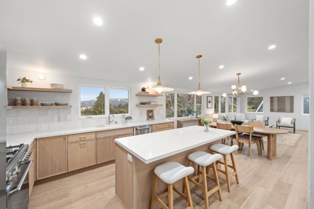 2009 Lyon Avenue, Belmont CA: https://media.crmls.org/mediaz/7f300271-c89c-41da-8d91-cf4ffb094825.jpg