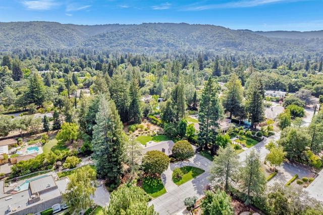 19680 Versailles Way, Saratoga CA: https://media.crmls.org/mediaz/7f30083b-3609-419a-974d-cae5e467a98a.jpg