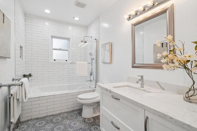 30003006 26th Street, San Francisco CA: https://media.crmls.org/mediaz/7f30be31-f49a-4b8d-aed5-a6d6123b028c.jpg