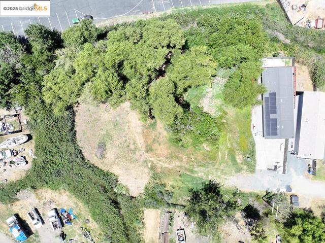 424 Park Ln, Bethel Island CA: https://media.crmls.org/mediaz/7f333692-3437-45d8-adb7-aaca36339dca.jpg
