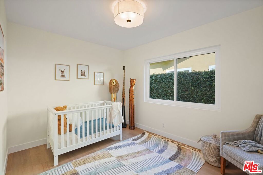 MLS #25572217 img 23