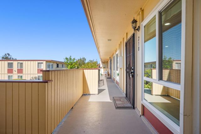 3045 Los Prados Street, San Mateo CA: https://media.crmls.org/mediaz/7f33da46-8cab-40eb-9a39-ae3655bb56c7.jpg