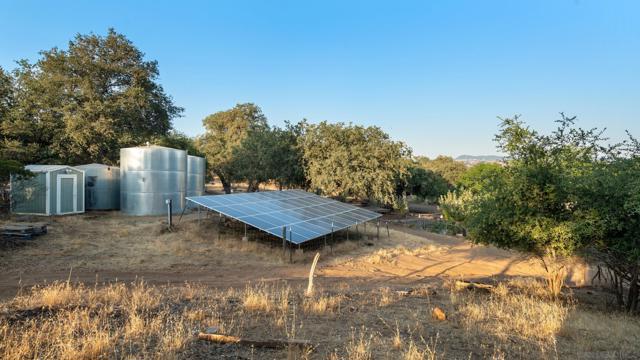 Image 13 of 24 For 25218 Black Canyon Rd