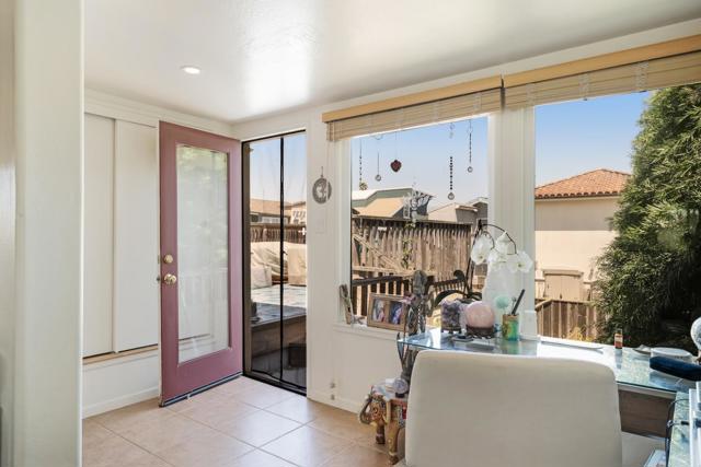 390 36th Avenue, Santa Cruz CA: https://media.crmls.org/mediaz/7f350567-ab25-44b3-ab6e-72ec9bb47d05.jpg
