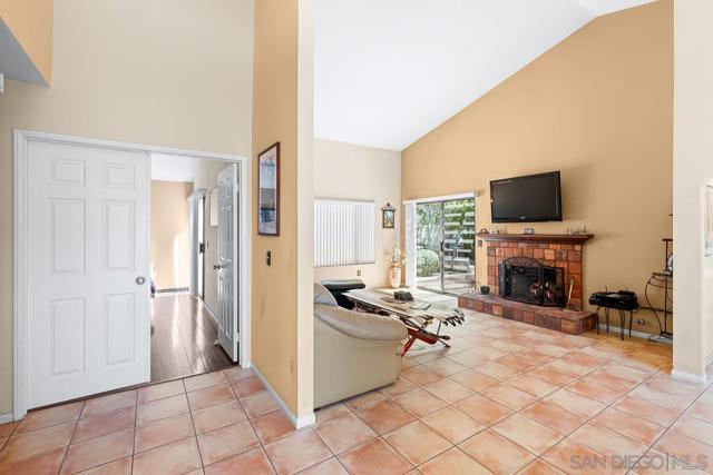 Image 31 of 54 For 1709 Larkhaven Glen