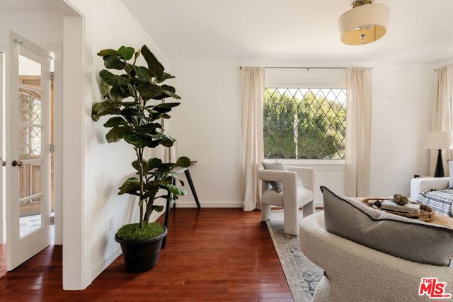 5966 Airdrome Street, Los Angeles CA: https://media.crmls.org/mediaz/7f35a8ca-2c35-4149-96ad-0ba0de6ac217.jpg