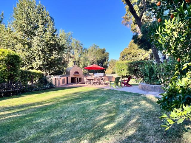 12467 Creekview Court, San Martin CA: https://media.crmls.org/mediaz/7f363ae4-6343-40f5-a9dd-ff7b90af6da1.jpg