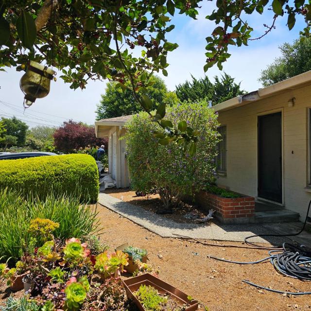 5035 Wilder Drive, Soquel CA: https://media.crmls.org/mediaz/7f37b3de-0c80-44e0-af44-515bae89a133.jpg