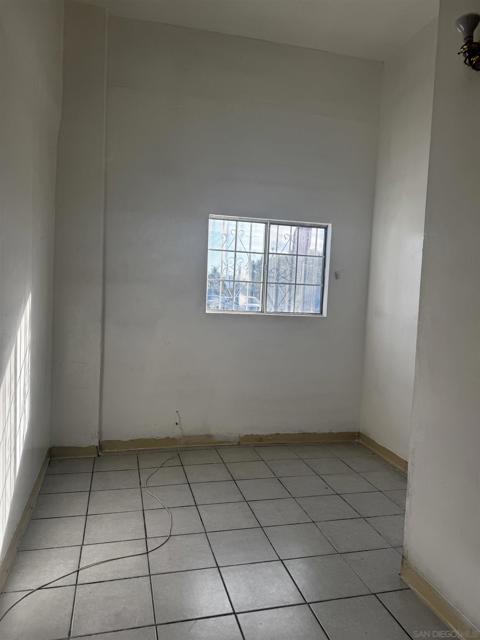 2980 K St, San Diego CA: https://media.crmls.org/mediaz/7f37fbc5-ca40-49ea-8807-07c32ba3ce3a.jpg