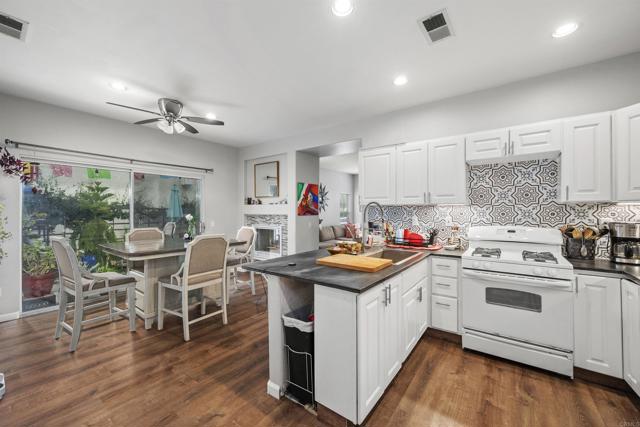1583 GOLD RUN Road, Chula Vista CA: https://media.crmls.org/mediaz/7f38ee53-ce32-415a-9457-a3c74f3694f3.jpg