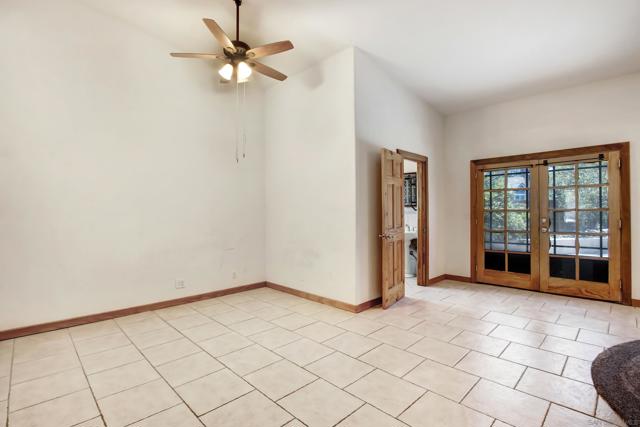 30485 Anaconda Ct, Temecula CA: https://media.crmls.org/mediaz/7f397981-c68e-48a1-97f4-824eb2b5fbde.jpg