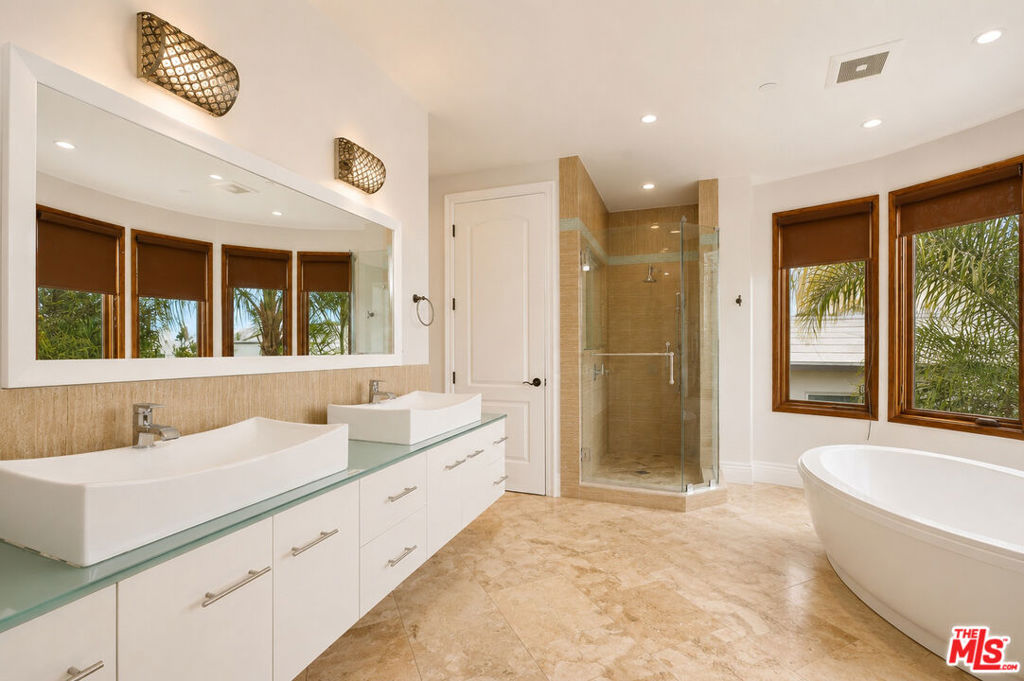MLS #26865557 image #12