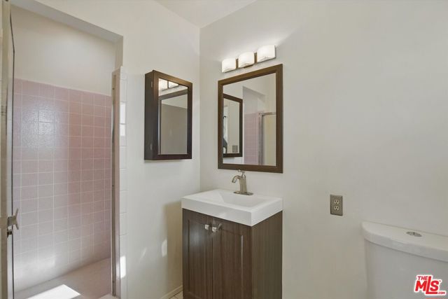 6391 Ruth Drive, Yucca Valley CA: https://media.crmls.org/mediaz/7f3a94d2-4b8e-4950-b532-9fe63f816566.jpg