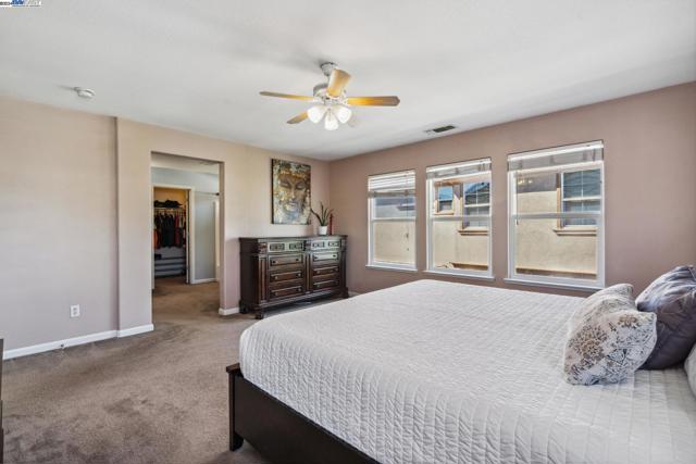 17351 Pheasant Downs Rd, Lathrop CA: https://media.crmls.org/mediaz/7f3bc7ad-8032-476e-a96f-6442adf2eae0.jpg