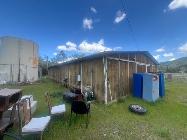 5390 Little Uvas Road, Morgan Hill CA: https://media.crmls.org/mediaz/7f3c678d-5a29-4a54-8a95-6b637bae80d9.jpg