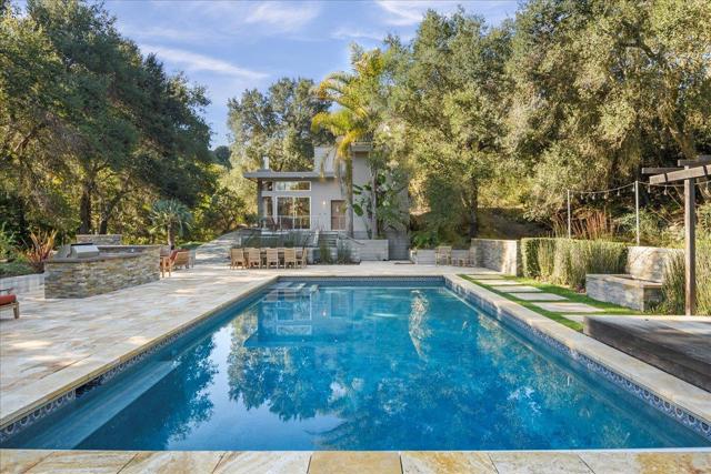 28140 Story Hill Lane, Los Altos Hills CA: https://media.crmls.org/mediaz/7f3ca96e-8b16-4e52-bc2c-32594b631bf4.jpg