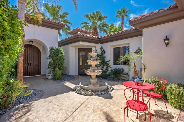 56023 Winged Foot, La Quinta CA: https://media.crmls.org/mediaz/7f3ebe44-4fa6-4cf9-b6f2-2d5c2ad01b4f.jpg