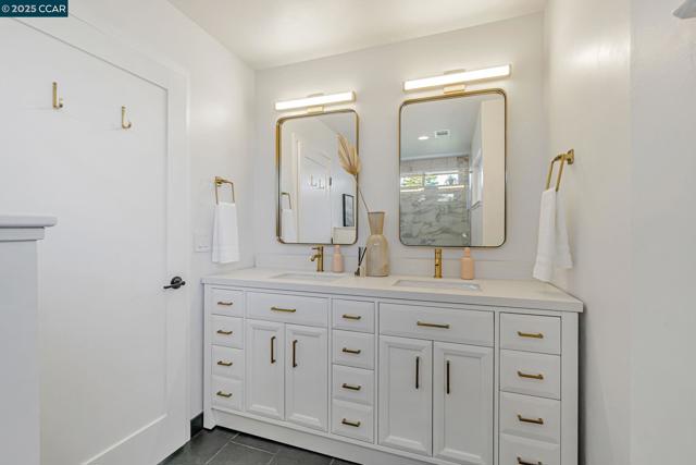 503 Vine Hill Way, Martinez CA: https://media.crmls.org/mediaz/7f3f0ddf-4d92-4328-9073-efa026e7f563.jpg