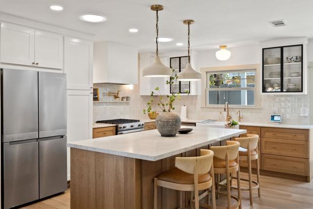 4725 Adams Ave, San Diego CA: https://media.crmls.org/mediaz/7f3f2ada-335e-416c-924a-68b00c84bade.jpg