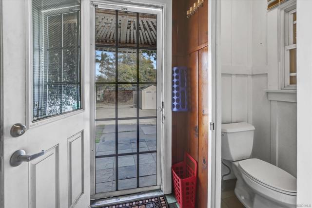 Image 15 of 37 For 4640 Greene St