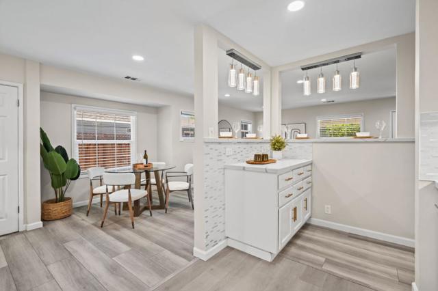 2289 Newhall Street, Santa Clara CA: https://media.crmls.org/mediaz/7f3f41fd-2209-4971-a58b-b5b60ab80446.jpg