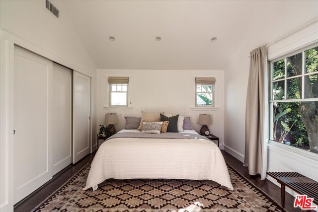 4148 Brunswick Avenue, Los Angeles CA: https://media.crmls.org/mediaz/7f3fecdb-409b-4b6b-af5d-9b522ea3e5c4.jpg
