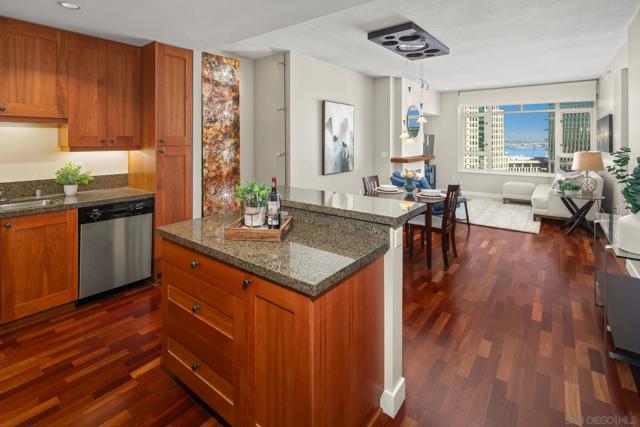 Details for 700 Harbor 1506, San Diego, CA 92101