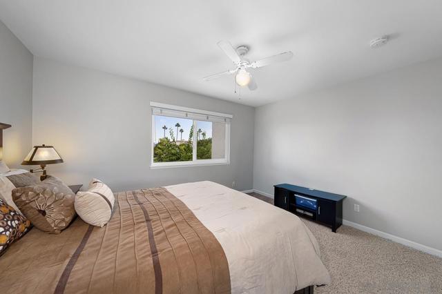 94 Kingston Ct W, Coronado CA: https://media.crmls.org/mediaz/7f40aefd-f490-4b69-bf3f-325ddc0aa7b2.jpg