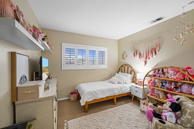 Detail Gallery Image 15 of 25 For 1540 Concord Way #D,  Chula Vista,  CA 91911 - 2 Beds | 2/1 Baths