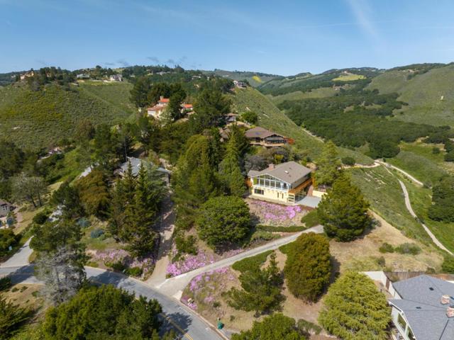 25625 Tierra Grande Drive, Carmel CA: https://media.crmls.org/mediaz/7f4234bd-9aa7-4c97-930c-0a64d650b074.jpg