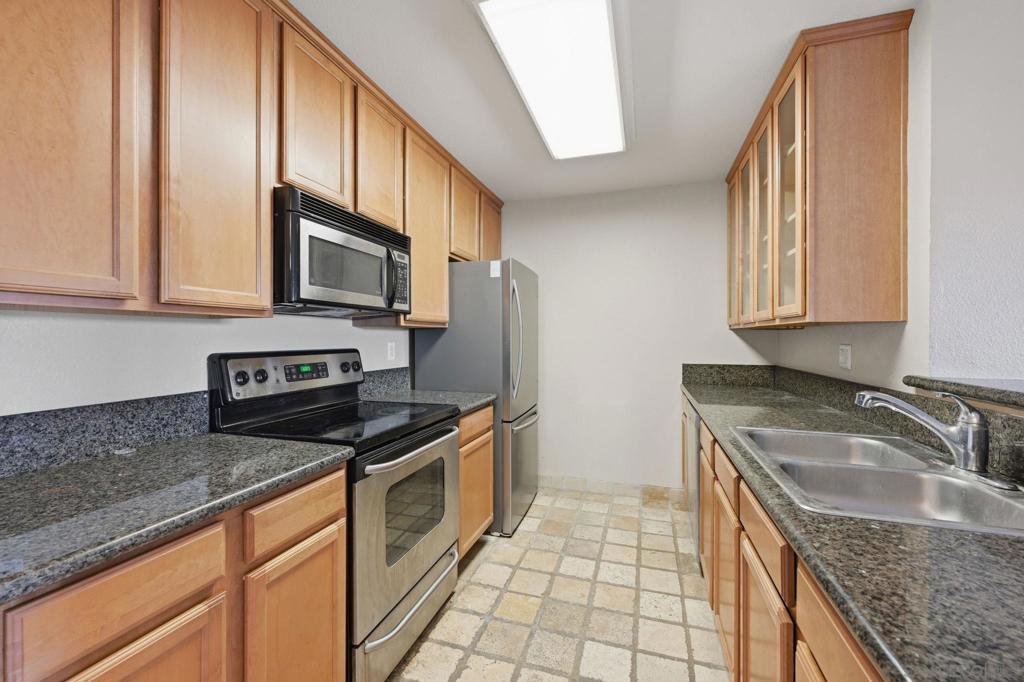 7130 Shoreline Dr - photo 10