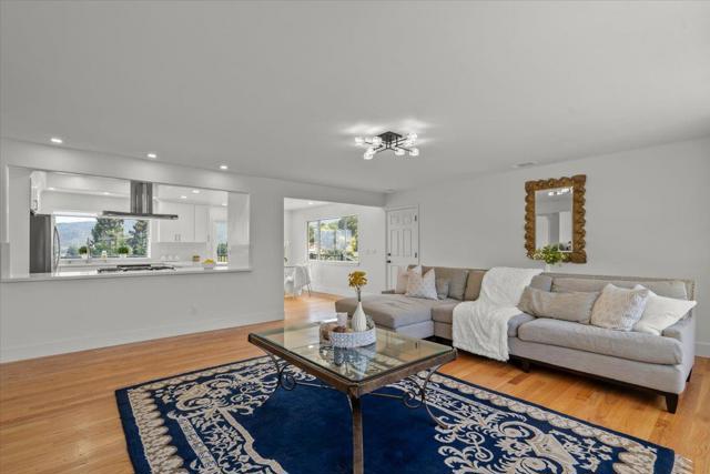1501 Welburn Avenue, Gilroy CA: https://media.crmls.org/mediaz/7f42a3e0-0d44-48c5-ad28-34fdd40a5d53.jpg
