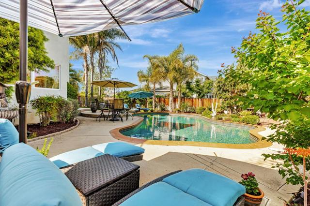 290 Bonnie Lane, Hollister CA: https://media.crmls.org/mediaz/7f42e91f-cf30-4ffa-a0bf-9dcf1af694eb.jpg