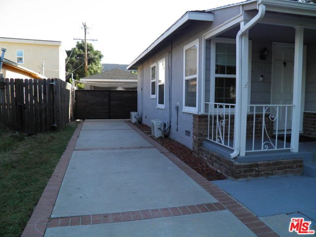 Image 3 for 3562 Butler Ave, Los Angeles, CA 90066