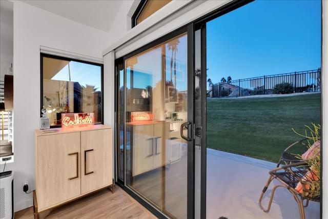 44 Acapulco Drive, Palm Desert CA: https://media.crmls.org/mediaz/7f4318c6-0641-4618-9d6f-613fc8e1c2bc.jpg