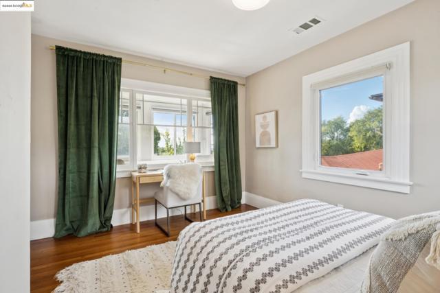 919 Mckinley Ave, Oakland CA: https://media.crmls.org/mediaz/7f438faf-d080-475d-96bb-897a4257b041.jpg