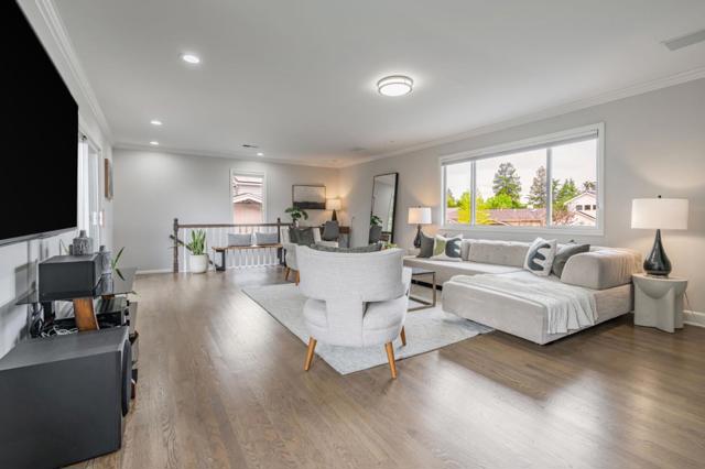 932 Pleasant Hill Road, Redwood City CA: https://media.crmls.org/mediaz/7f44bf55-ae26-40b3-b8ee-e735ddeec16a.jpg