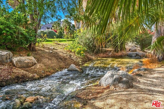 1132 Lake Vista, Palm Desert, CA 92260