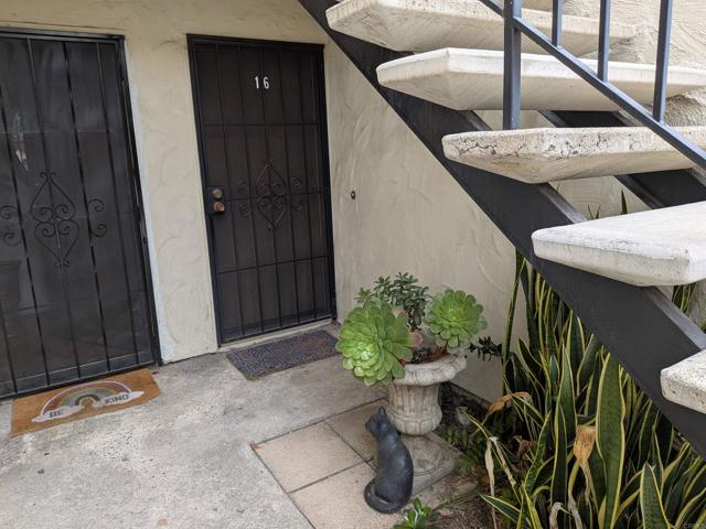 110 N 2ND AVE UNIT 16, Chula Vista CA: https://media.crmls.org/mediaz/7f45328c-9891-49f7-b586-e65d76209093.jpg