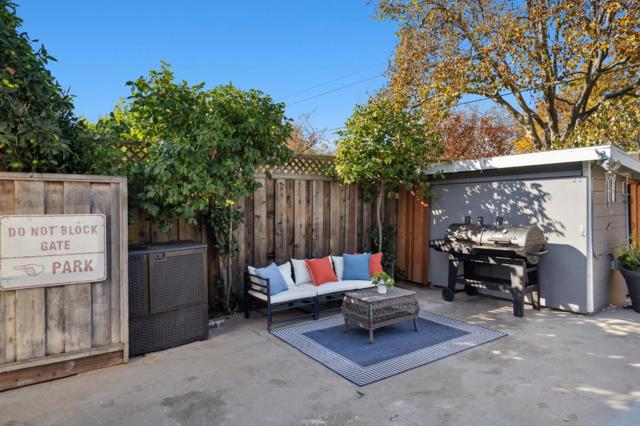 219 D Street, Redwood City CA: https://media.crmls.org/mediaz/7f45be8a-eefd-442a-ad84-cc5ca5be431f.jpg