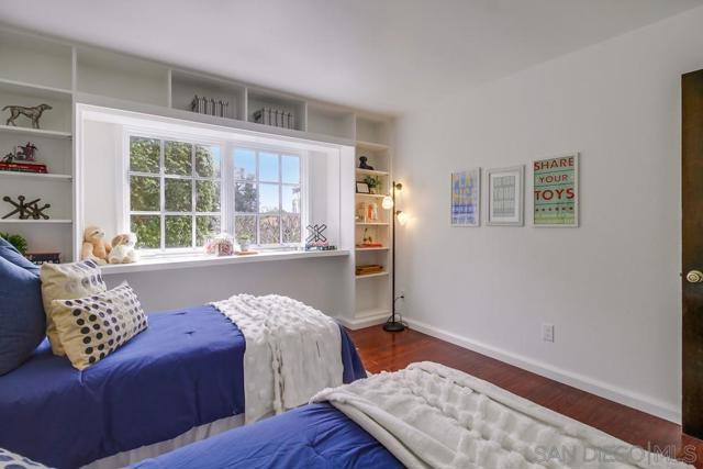 3886 Santa Cruz, San Diego CA: https://media.crmls.org/mediaz/7f462530-2574-4e67-a928-2d90be0a45cb.jpg