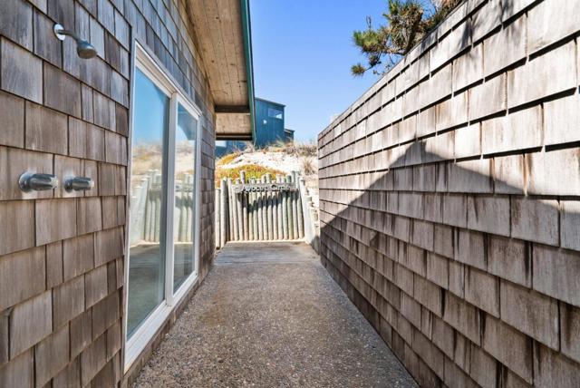 66 Avocet Circle, Watsonville CA: https://media.crmls.org/mediaz/7f46ba82-13cb-48d2-a11a-1c06abff939f.jpg